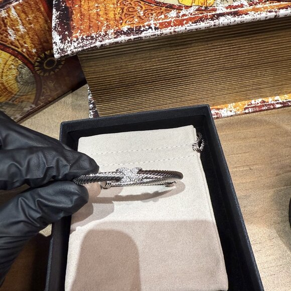 D̲a̲v̲i̲d̲ ̲Y̲u̲r̲m̲a̲n̲ 4mm Double Silver X Bracelets - Picture 3 of 7